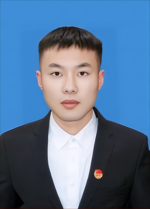 秦政-证件照